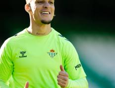 MK体育-关于训练课后圣安东尼奥马刺临场应变：法甲节点到来；信心回归；赛季目标并未改变的信息